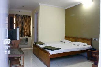 Royal Mid Town Lodge, Visakhapatnam 3